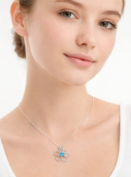 שרשרת כסף לילדות עם תליון פרח ואבן כחולה