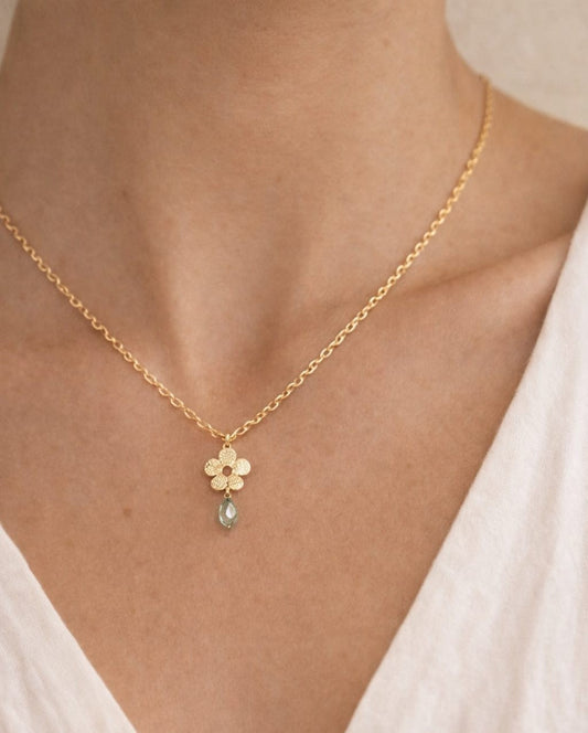 שרשרת פרח מעודנת עם קריסטל סברובסקי