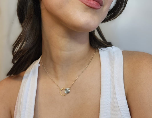 Minimalist and Trendy Silver Necklace