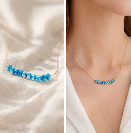 שרשרת כסף עם אבני קריסטל בגוון כחול בוהק