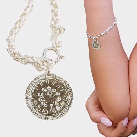 צמיד כסף סטרלינג עם תליון מטבע דקורטיבי